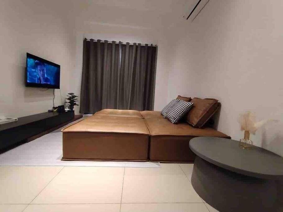 Pangsapuri Be.paradise Duplex@the Cove-8mins To Lwot-12-14pax