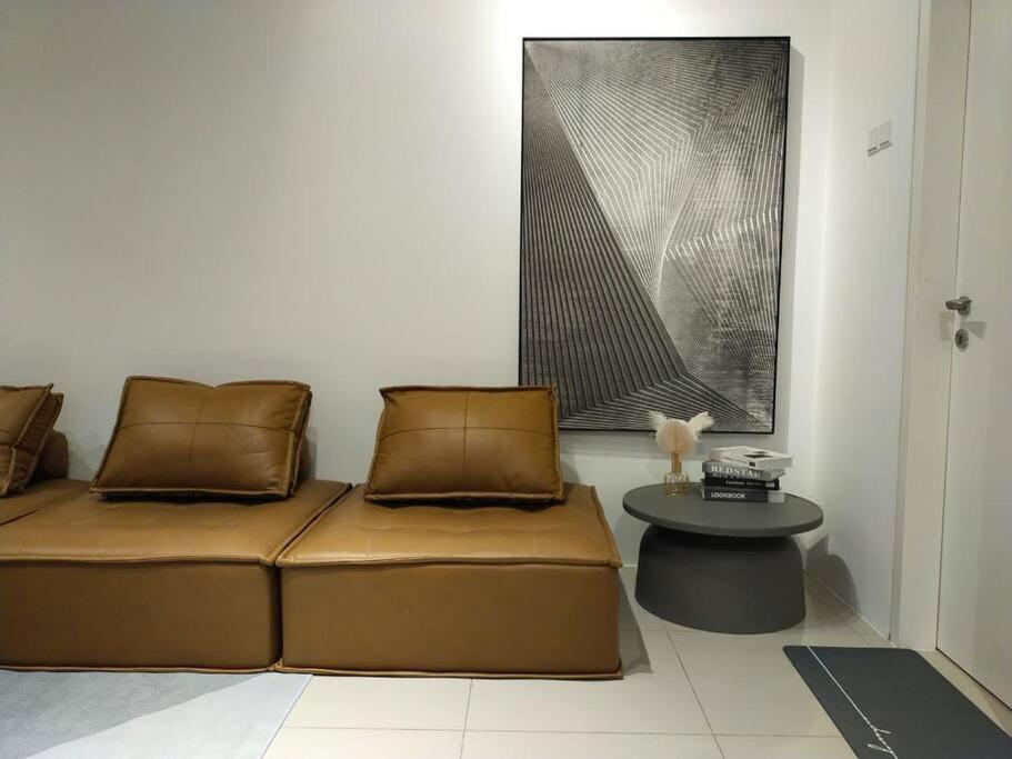 Be.paradise Duplex@the Cove-8mins To Lwot-12-14pax Pangsapuri *