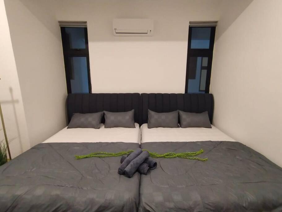 Be.paradise Duplex@the Cove-8mins To Lwot-12-14pax Pangsapuri *