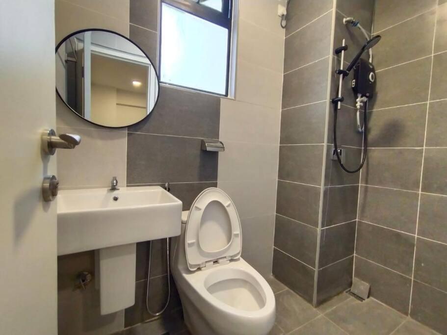 Pangsapuri Be.paradise Duplex@the Cove-8mins To Lwot-12-14pax *