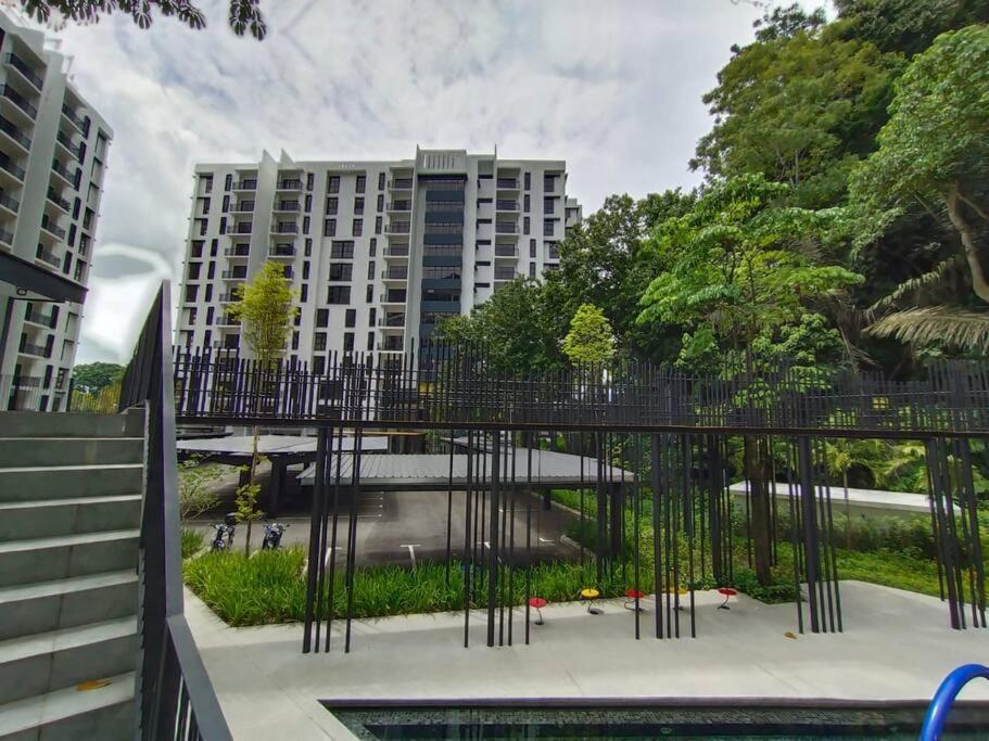 Pangsapuri Be.paradise Duplex@the Cove-8mins To Lwot-12-14pax